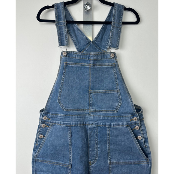 NEW Women's M Casual Stretch Adjustable Denim Bib Overalls Jeans Pants Button - Picture 2 of 7